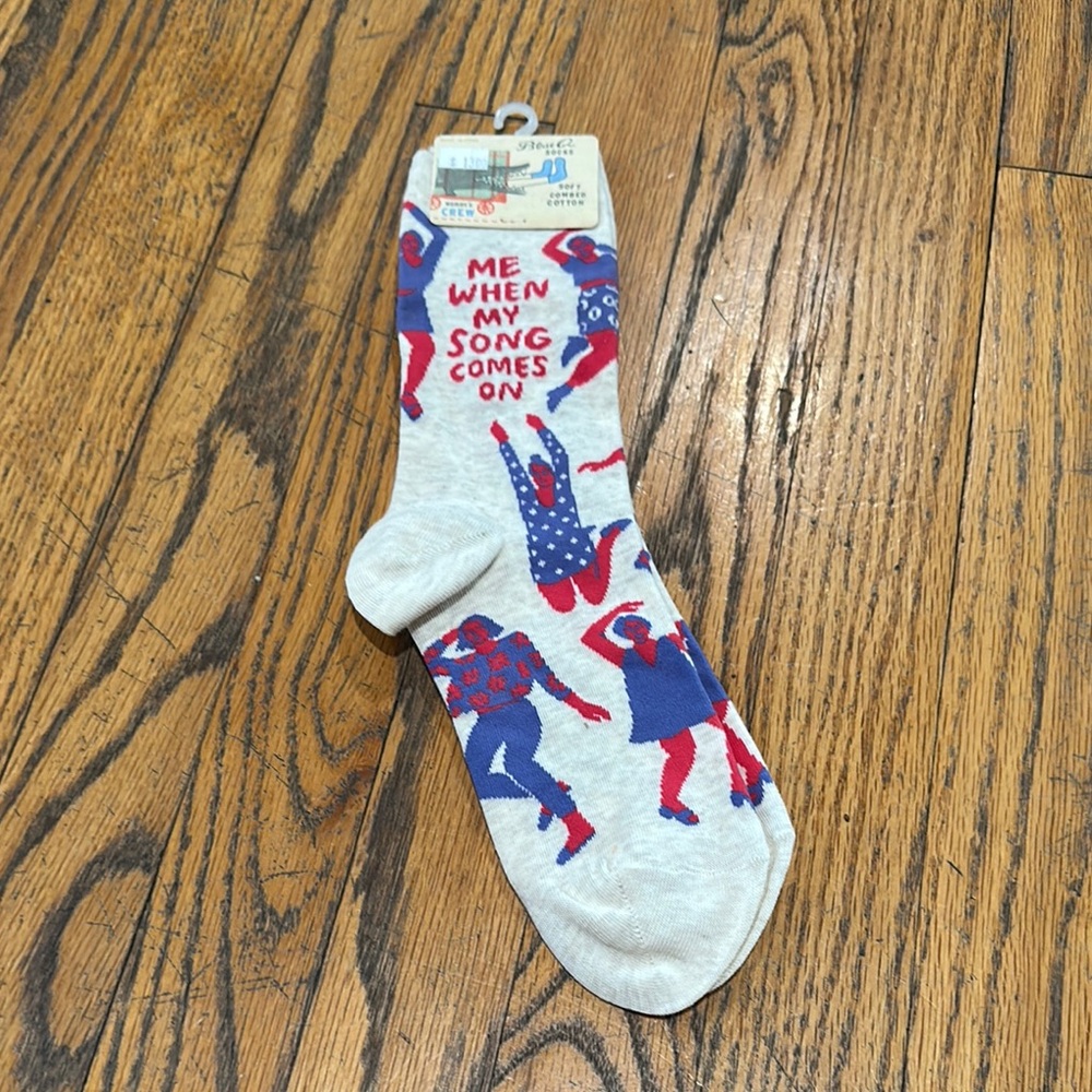 Blue Q When my Song Comes On Casual Socks with Playful Design